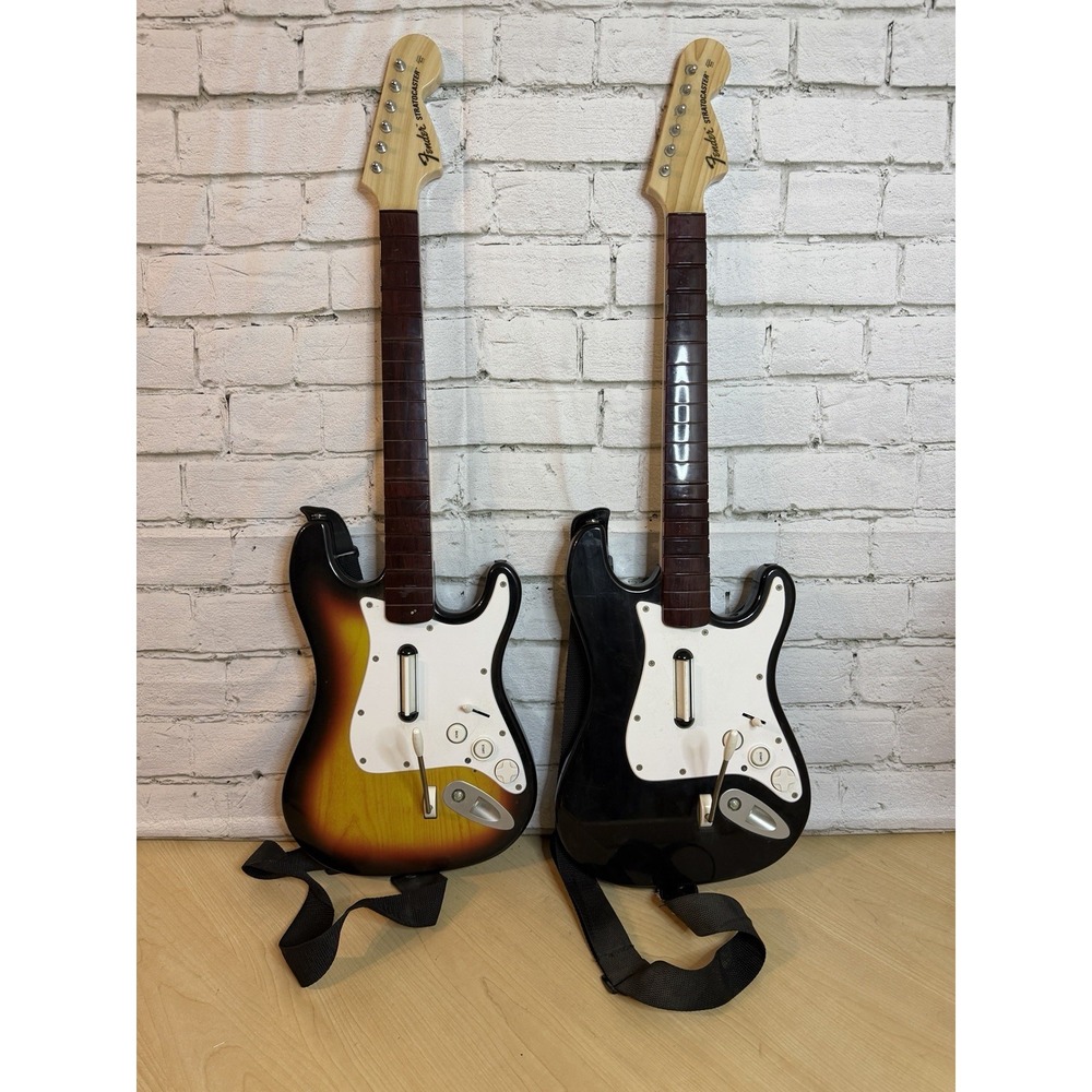 Xbox 360 Rock Band Guitars READ
